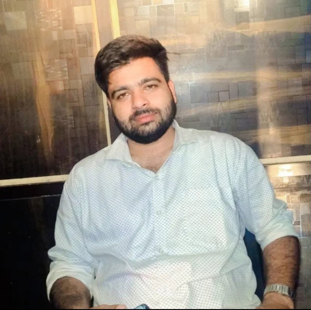 मुकेश कुमार चौधरी - जिला सोशल मीडिया प्रभारी युवा मोर्चा, उत्तर प्रदेश