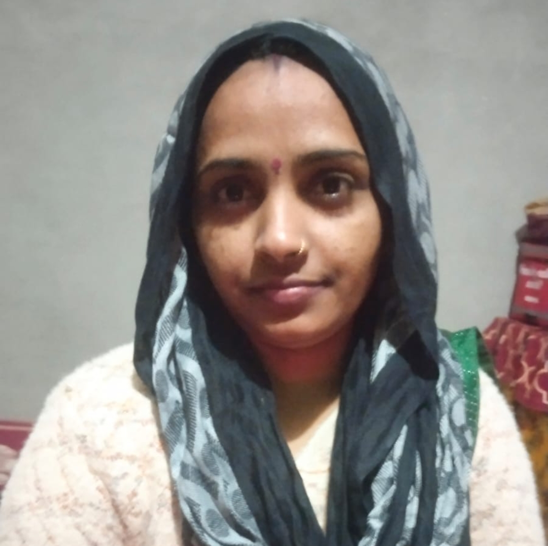 दुर्गेश चौहान - जिला सचिव महिला मोर्चा, उत्तर प्रदेश