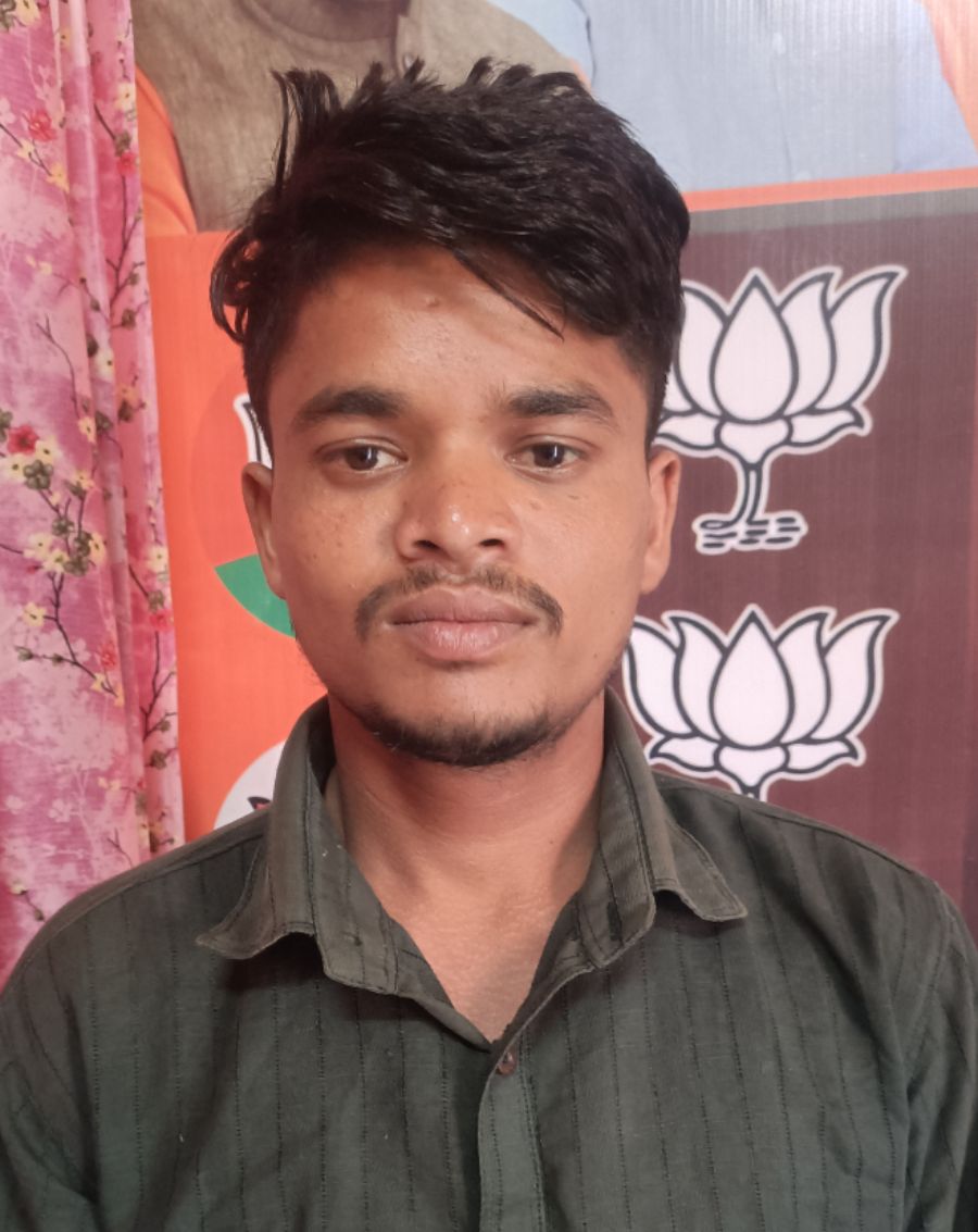 टिंकू - विधानसभा सचिव, उत्तर प्रदेश