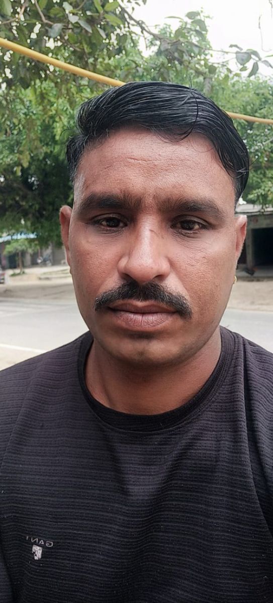 बबलू - ग्राम पंचायत अध्यक्ष, उत्तर प्रदेश