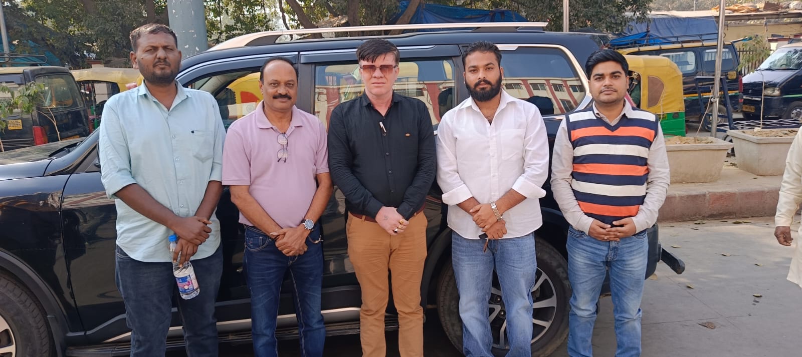 उत्तर प्रदेश किसान मोर्चा द्वारा दिल्ली रेलवे स्टेशन पर राष्ट्रीय अध्यक्ष दर्शन शाह का जोरदार अभि...