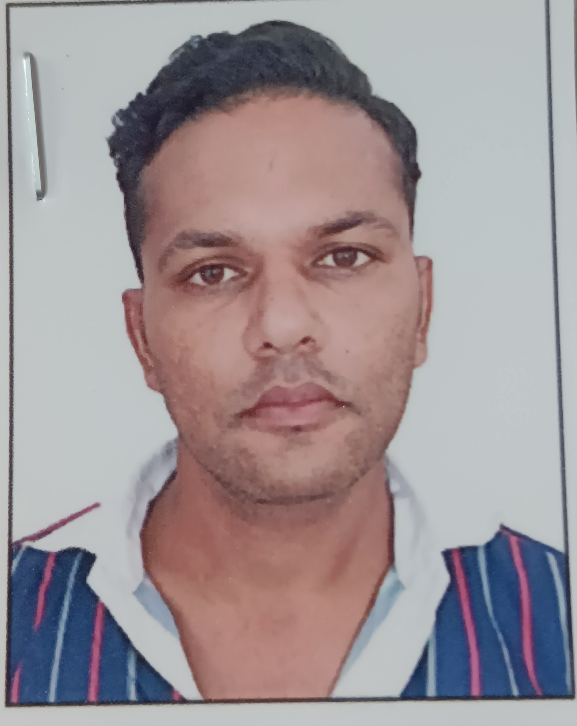 बिस्किटवाला मोहम्मदआदी - सदस्य, गुजरात